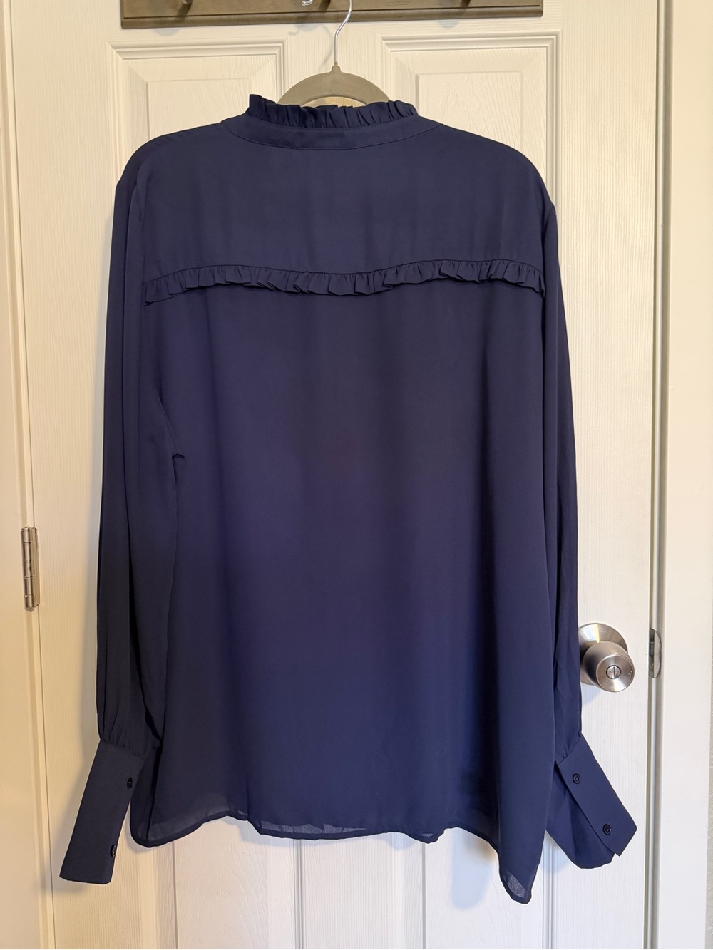 Evy’s Tree The Madison Navy Ruffle Button Down Blouse 1X Boutique Elegant Top - Picture 6 of 6